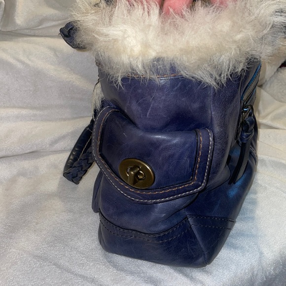 100% Authentic Coach Shearling Bag - Picture 5 of 7